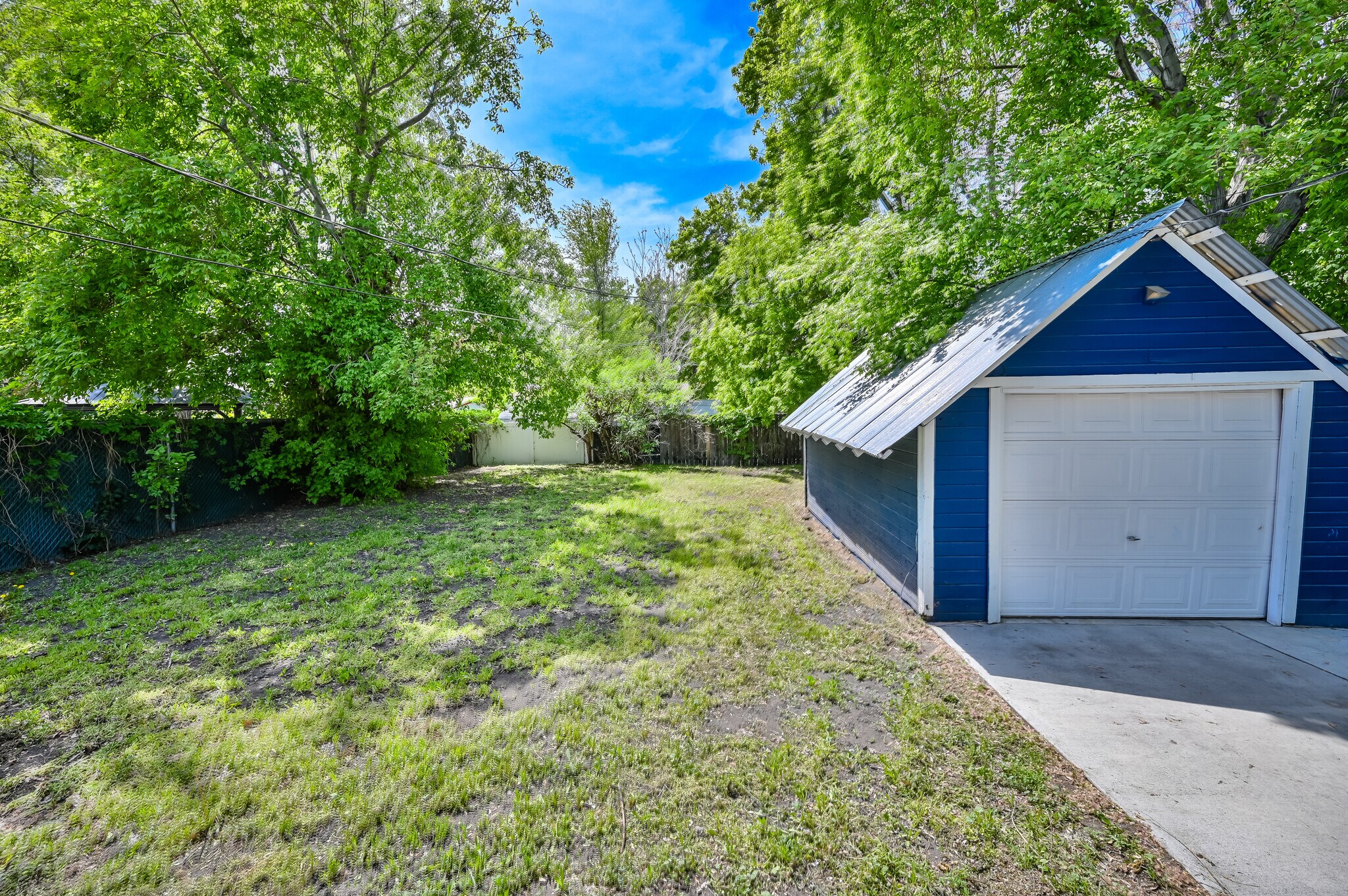 Building Photo - 369 N 300 W