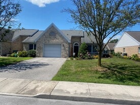 Building Photo - 62 Sanibel Ln