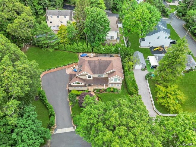 Building Photo - 4 2nd St