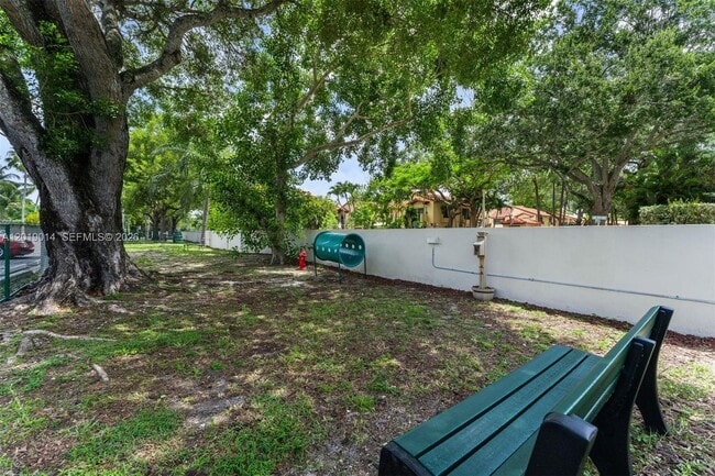 Building Photo - 7947 SW 104th St