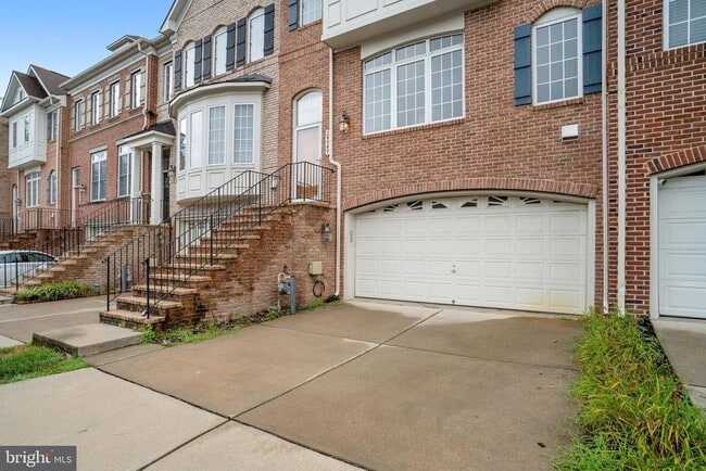Building Photo - 24949 Bannockburn Terrace