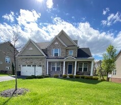 Front View - 1709 Stevensan Dr
