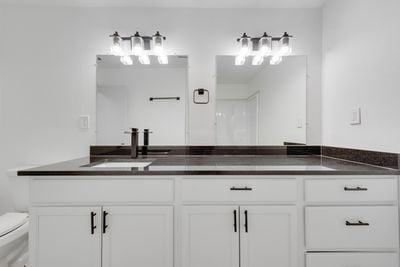 Building Photo - 725 W Brock St