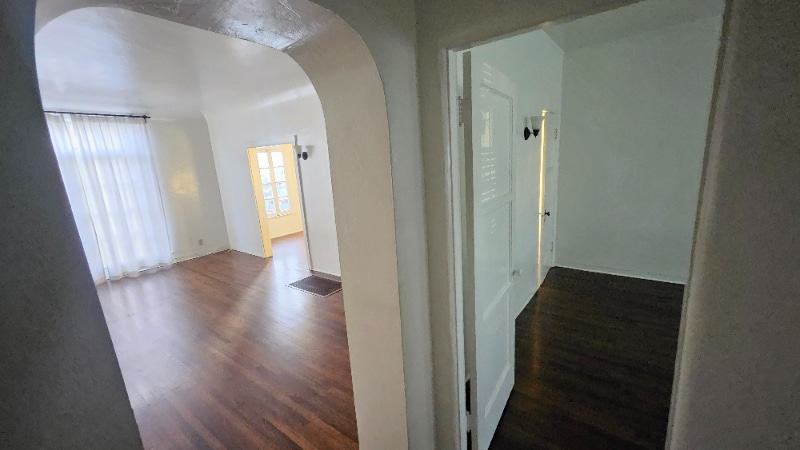 Building Photo - 1425 Echo Park Ave