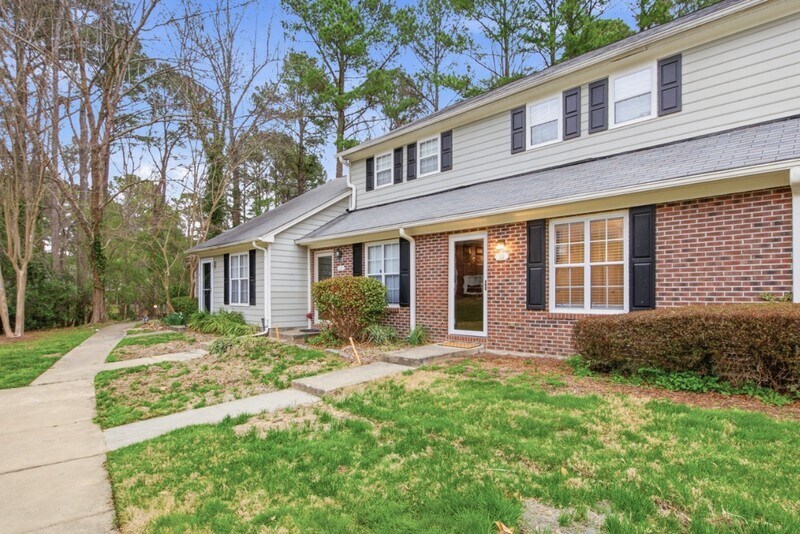 Building Photo - 10 Hartford Ct