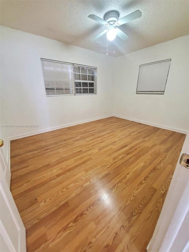 Building Photo - 6851 Farragut St