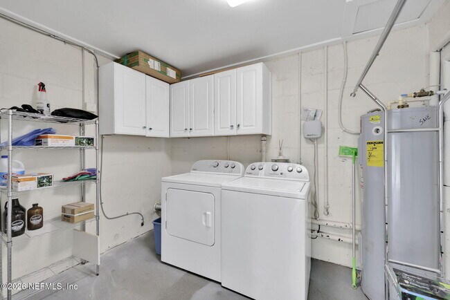 Building Photo - 1104 Boca Grande Ave