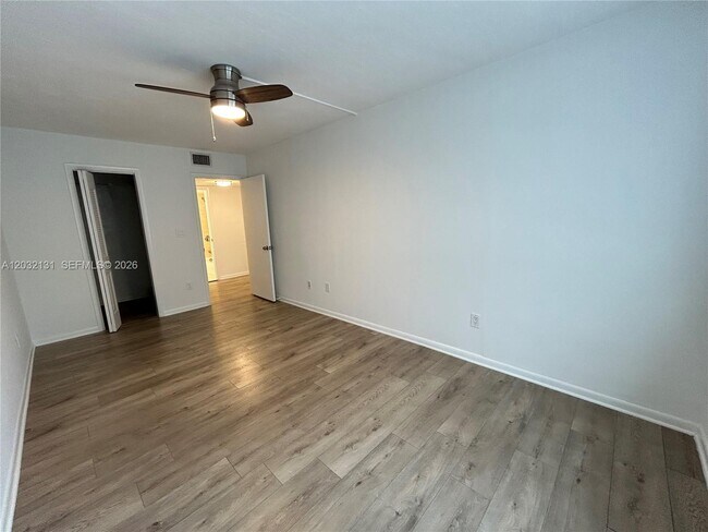 Building Photo - 9780 SW 92nd Terrace