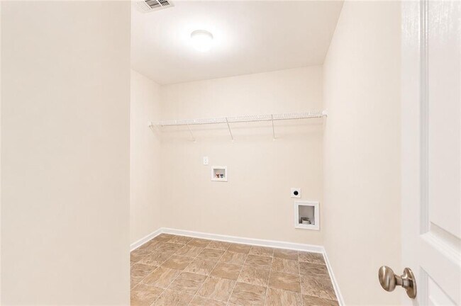 Building Photo - 7245 Rocking Horse Ln