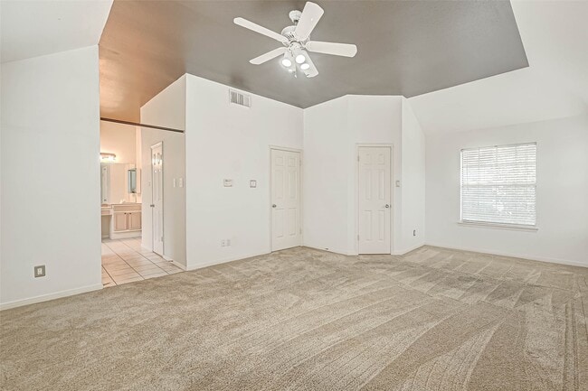 Building Photo - 5815 Henniker Dr