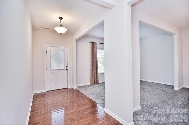 Building Photo - 5115 Chapel Chase Lane