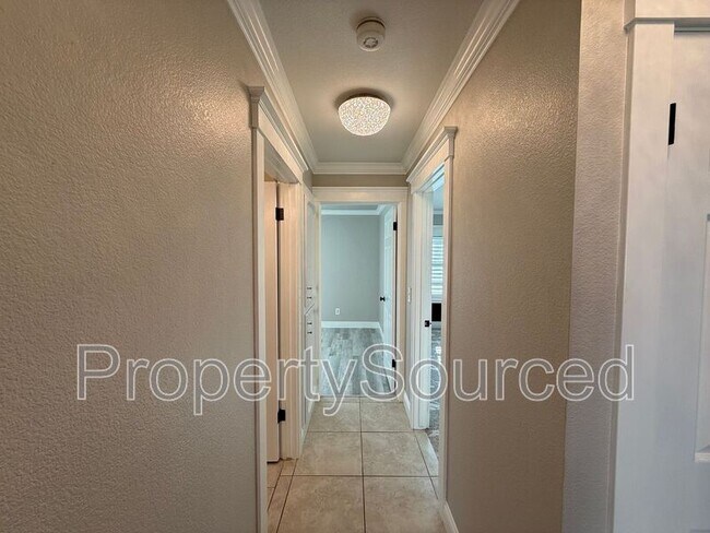 Building Photo - 1351 Aksland Dr