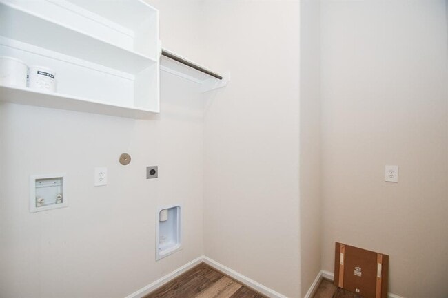 Building Photo - 10803 Spiny Caterpillar Ct