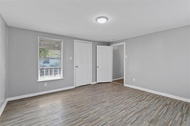 Building Photo - 2821 Gladstone Dr