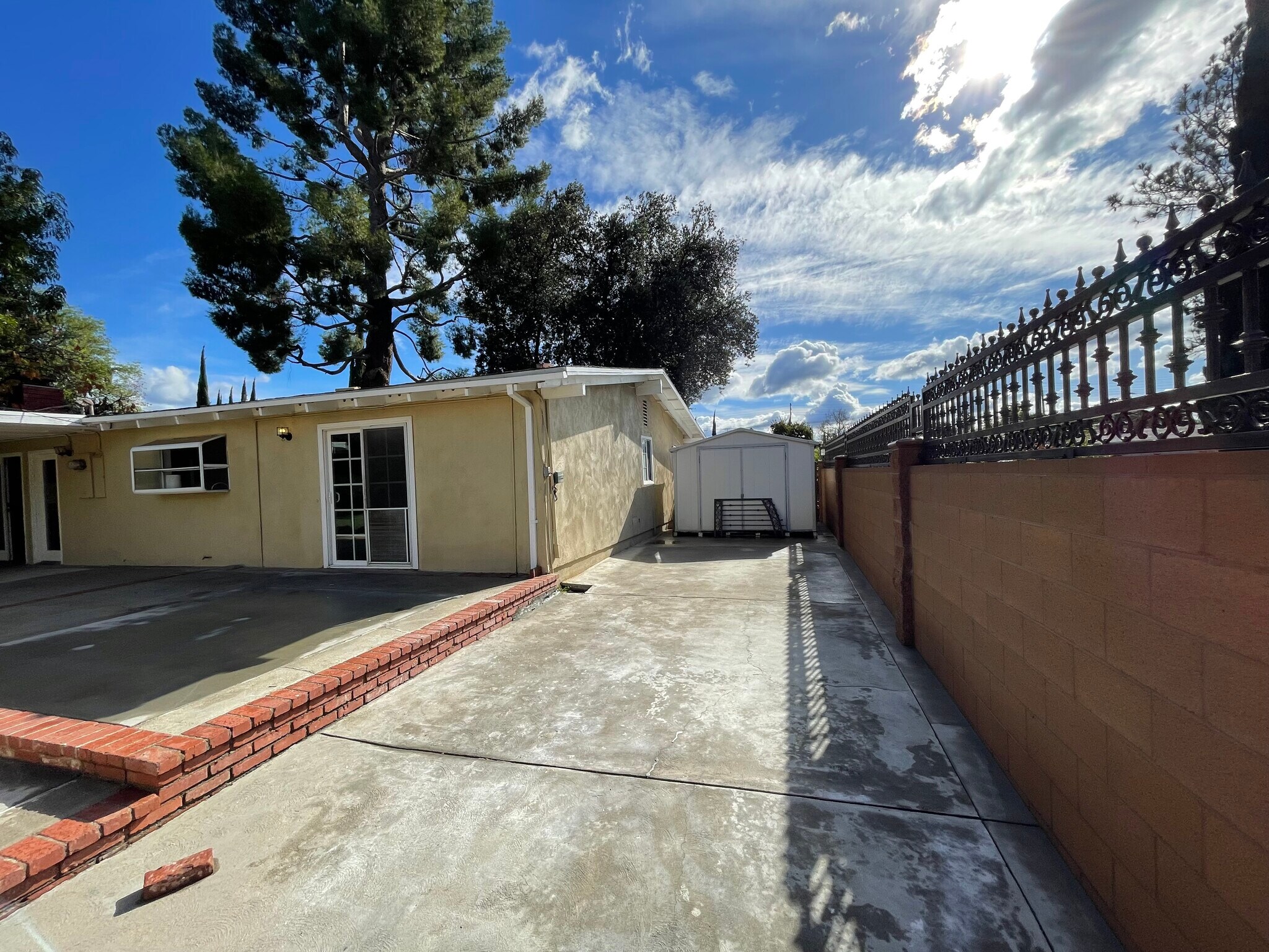 Backyard RV space and Storage - 22321 Hartland St