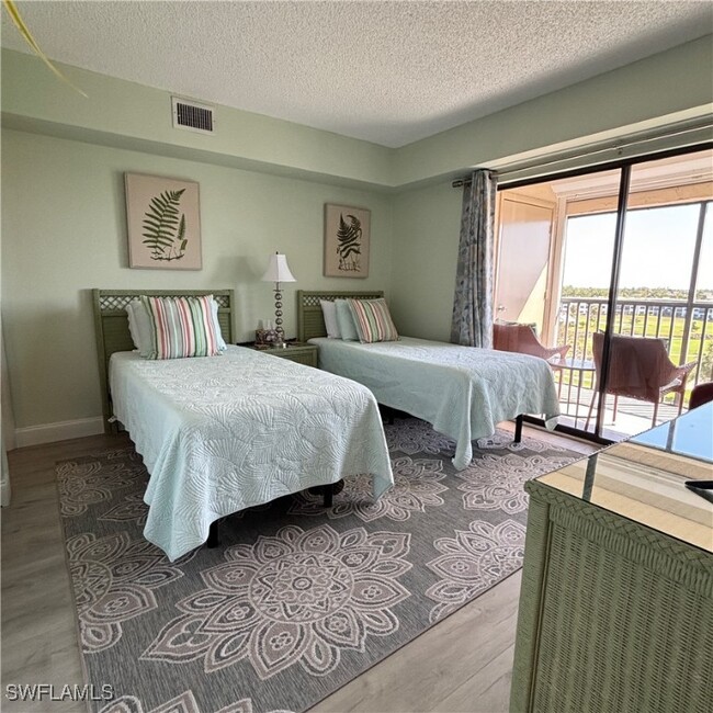 Building Photo - 7406 Lake Breeze Dr
