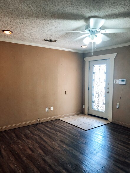 Building Photo - 3818 33rd St