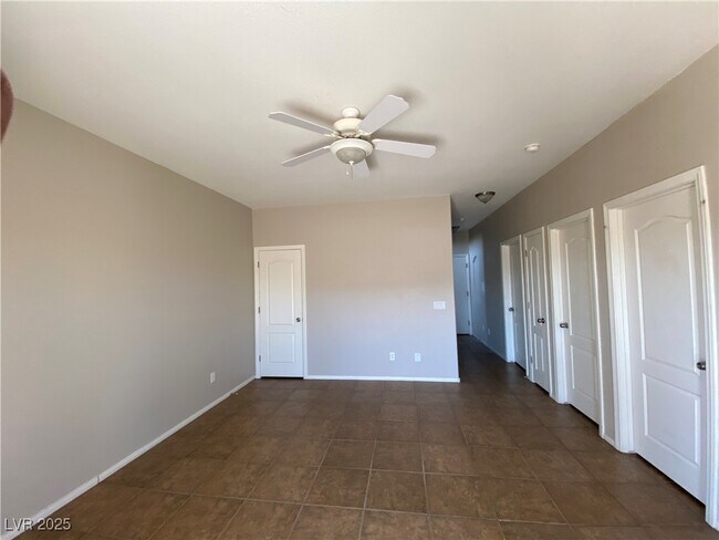 Building Photo - 11294 Star Lily St
