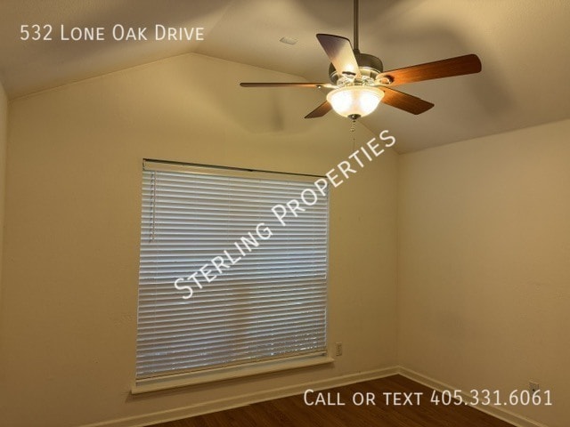 Building Photo - 532 Lone Oak Dr