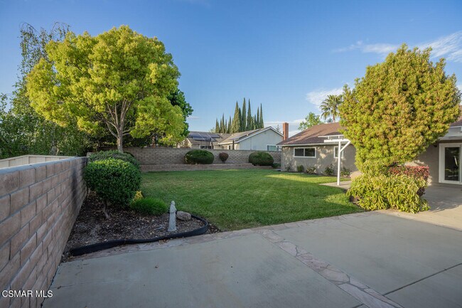 Building Photo - 3065 Starling Ave