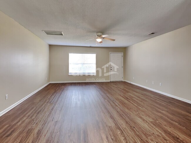Building Photo - 2021 Clipstone Drive