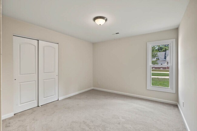 Building Photo - 300 Smoots Ln