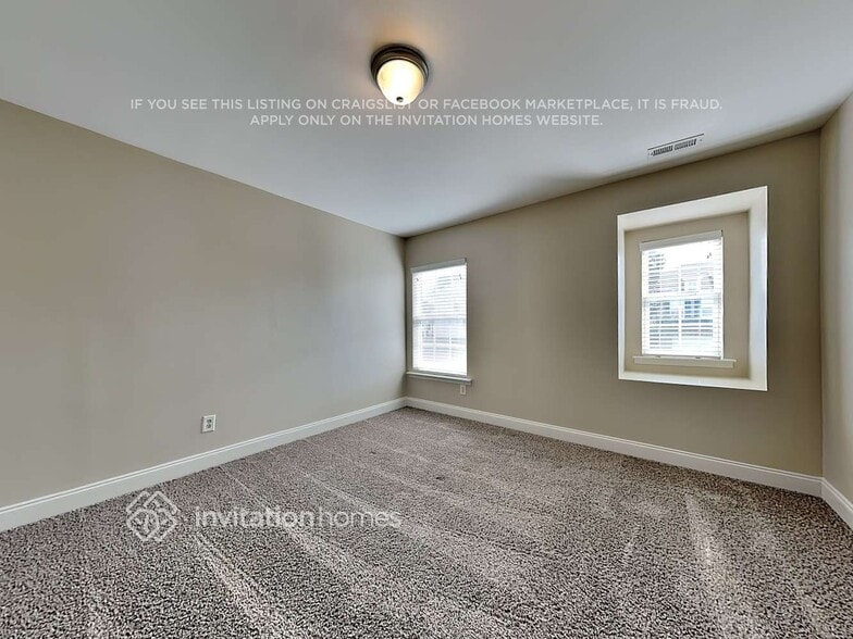 Building Photo - 208 Edgecroft Way