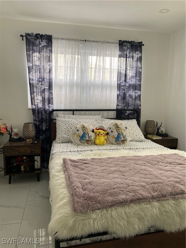 Building Photo - 1419 Shelby Pkwy