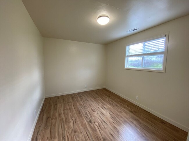 Building Photo - Great Remodeled 3 Bedroom House!