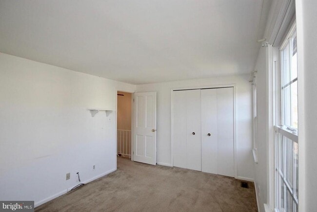 Building Photo - 14405 Black Horse Ct