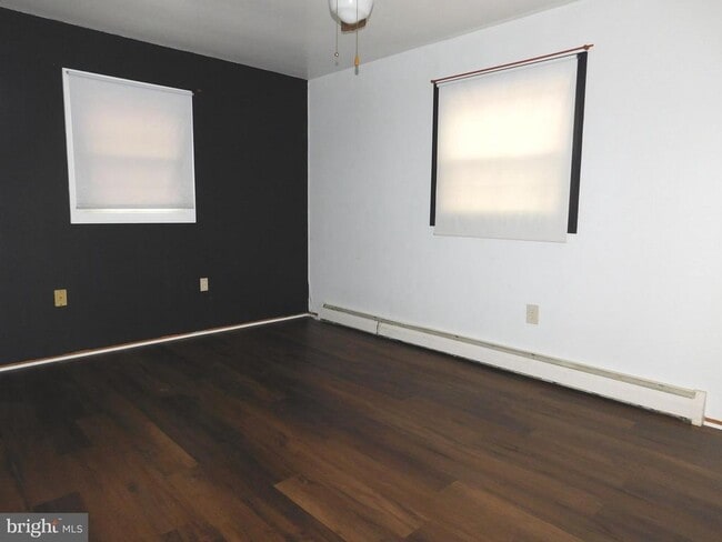 Building Photo - 13000 Kerrman Ct