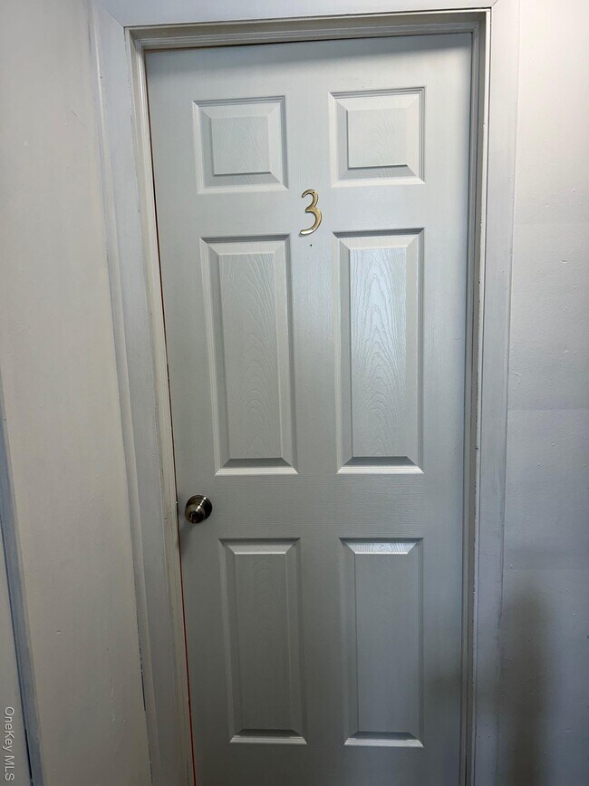 Building Photo - 55 Pancake Hollow Rd