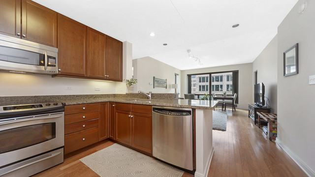 Primary Photo - 130 N Garland Ct