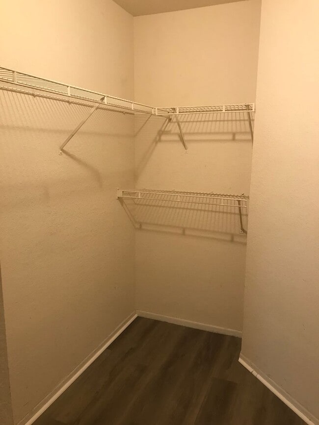 Building Photo - 7709SBD(50)