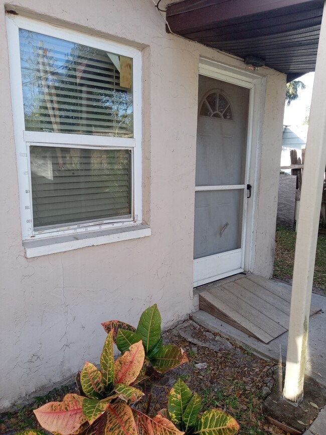 Building Photo - 3517 W Ballast Point Blvd