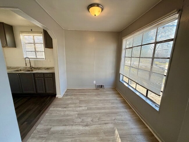 Building Photo - For Lease: Totally Updated 3 Bedroom 1 Bath Welcome Section 8 Call 313-429-3244 KPM Detroit