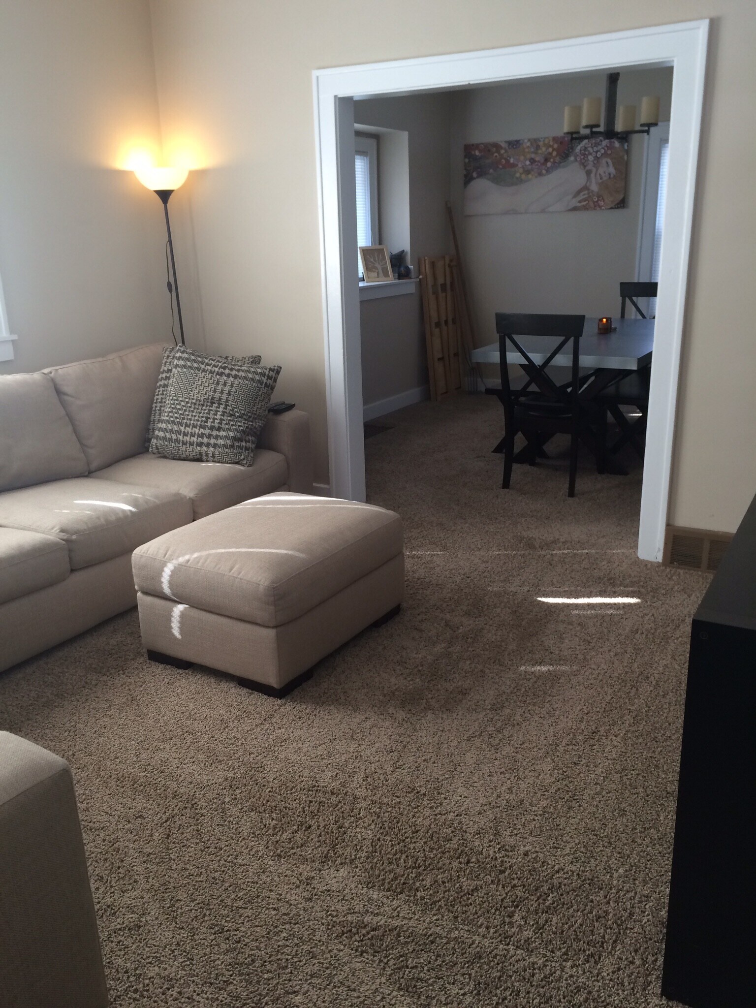 Building Photo - 821 Diamond Ave NE