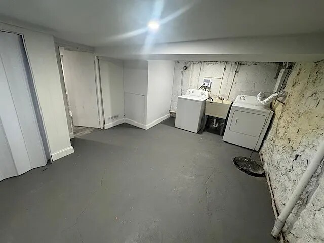 Building Photo - 5105 Chalgrove Ave