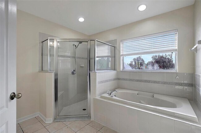 Building Photo - 3929 Washburn Pl