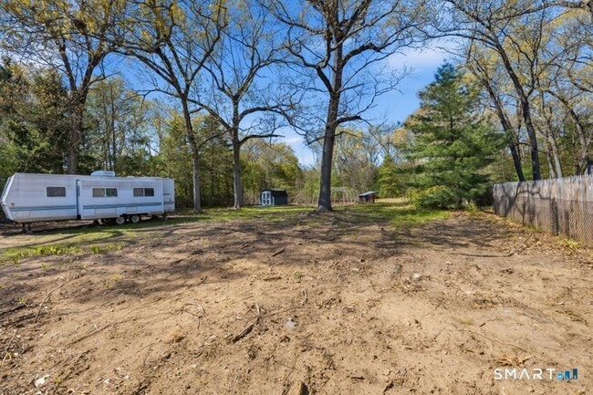Building Photo - 456 Elm St