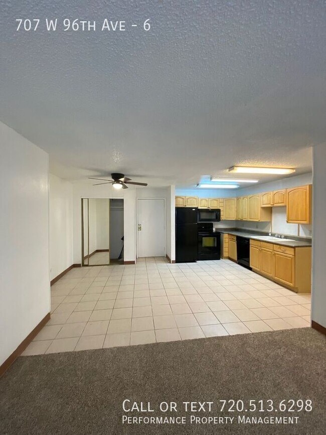 Building Photo - 707 W 96th Ave