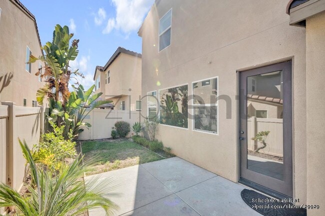 Building Photo - 2409 Via Alicante