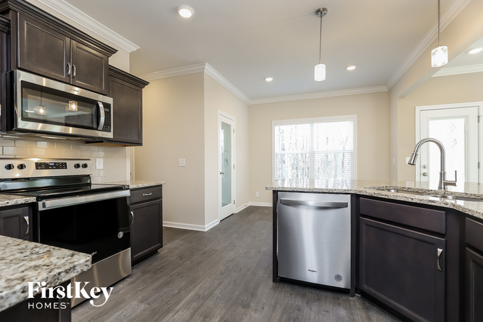 Building Photo - 1061 Brightwood Ct