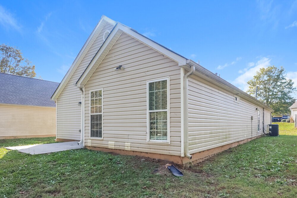 Building Photo - 3568 Brookstone Way