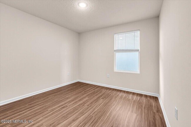 Building Photo - 2262 Willow Springs Dr