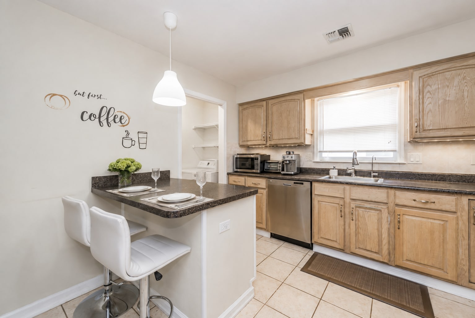 Kitchen - 117 Brill St