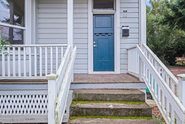 Building Photo - 70 NE Tillamook St