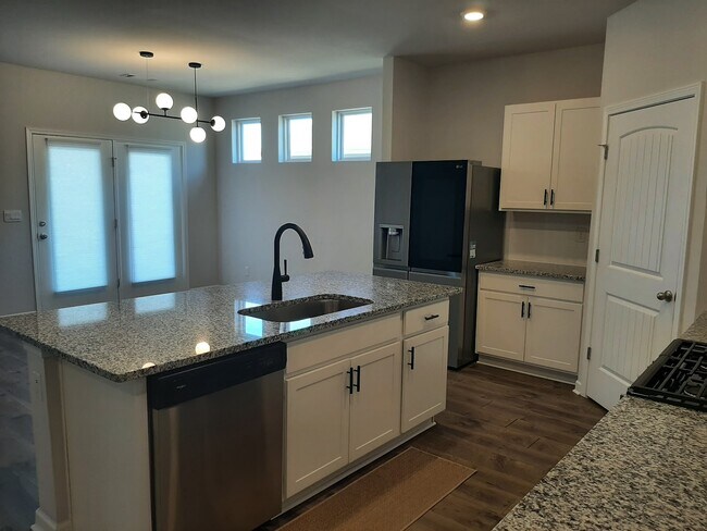 Building Photo - 3085 White Hbr Dr