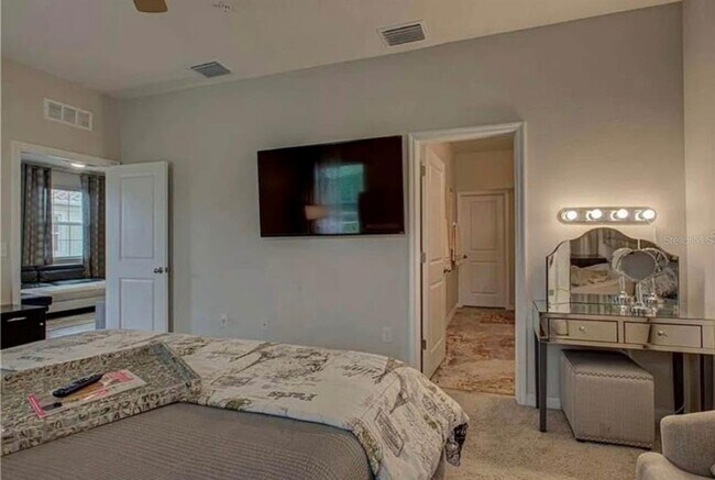 Building Photo - 8342 Enclave Way