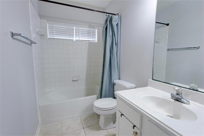Building Photo - 11514 Hills Bridge Ln